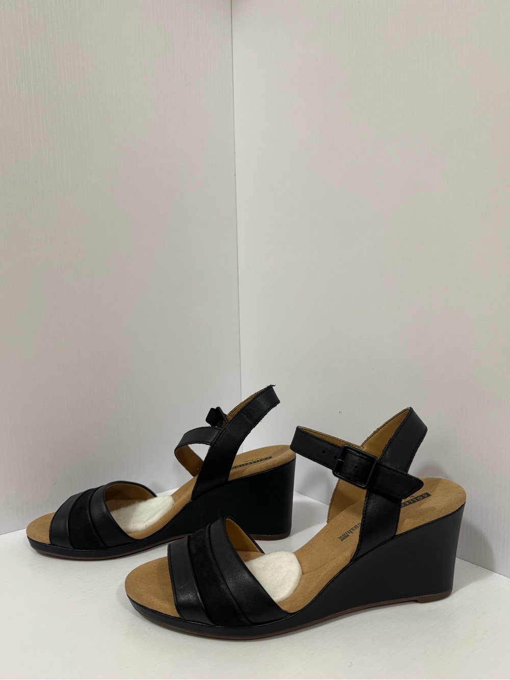 Clarks Collection Black Leather Wedge Sandals Cushion Soft Ankle Strap